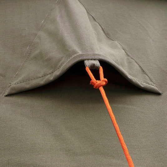 Dirty Dee gussett and guy rope