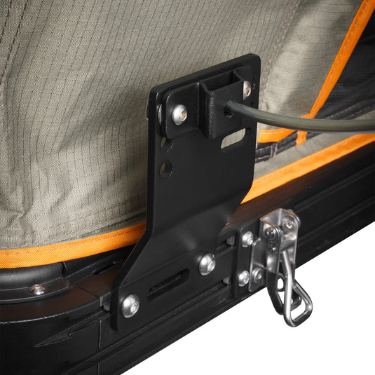 SPRING POLE MOUNT RAISER