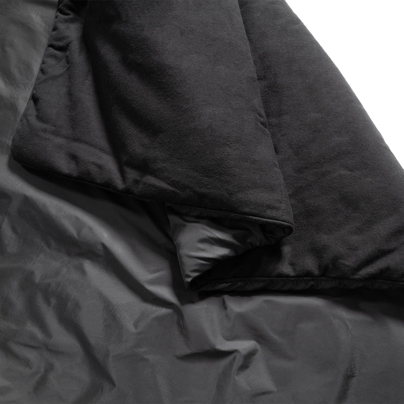 Load image into Gallery viewer, SUPREME PRIMALOFT RTT QUILT
